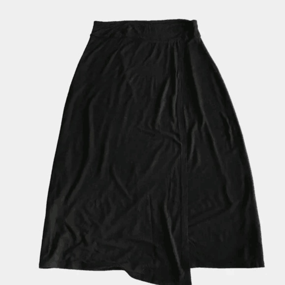 Elegant Black Women's Skirt